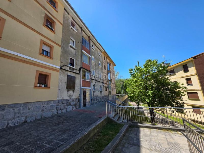 Foto db1b8eb0-a300-4115-8128-1d278f212571. Flat in Zorrotza Bilbao