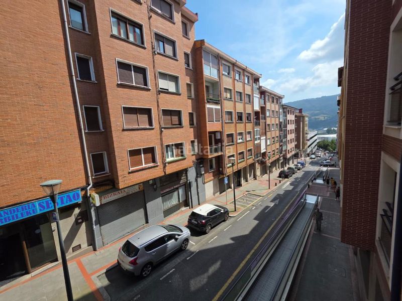 Foto a82a53d6-117a-49ce-be66-735535c5520a. Pis a antonio trueba kalea 12 a Centro - Albiz - Markonzaga Sestao
