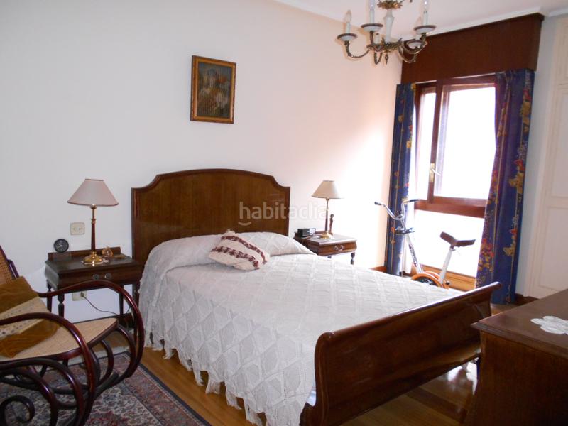 Foto b4131b5a-2f2c-484b-84b0-90d6826f8c95. Pis amb aparcament a Las Arenas Getxo