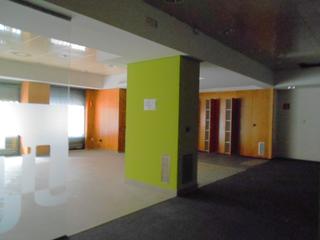 Lloguer Local Comercial  Aita patxi plaza. Az inmobiliaria vende o alquila local en ibarrekolanda. ref. l-4