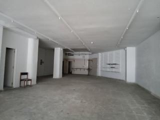 Local Comercial  Calixto diez kalea. Az inmobiliaria vende local comercial a pie de calle bilbao.ref