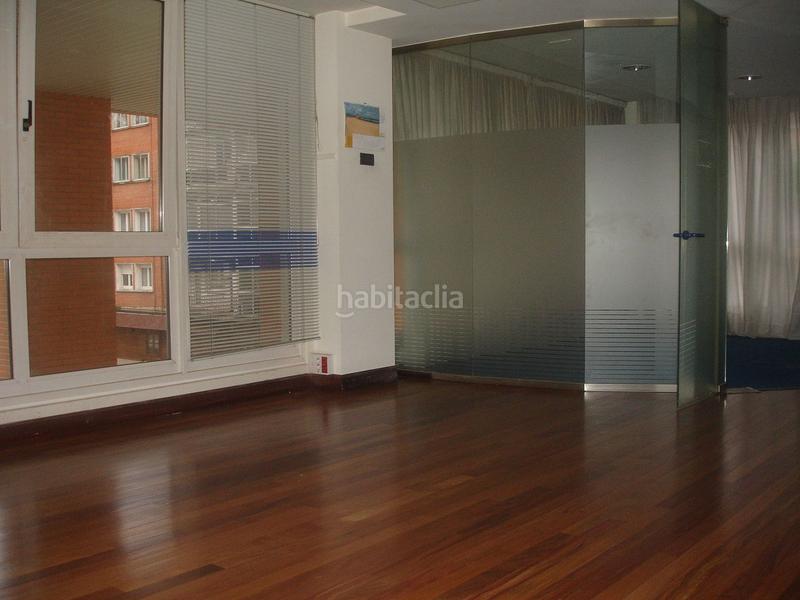 Foto d2de5cc2-9d2e-4ce2-9063-2bfcf657528c. Location bureau avec chauffage dans Centro Urbano-Hirigunea Leioa