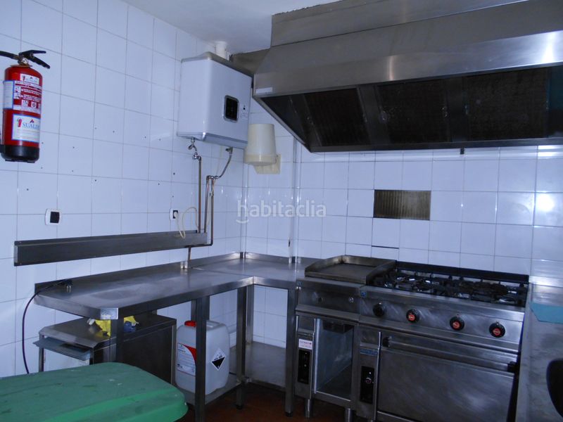 Foto 0e41ffc4-e3da-49e0-bc9d-58c412a9359f. Local comercial a Centro Urbano-Hirigunea Leioa