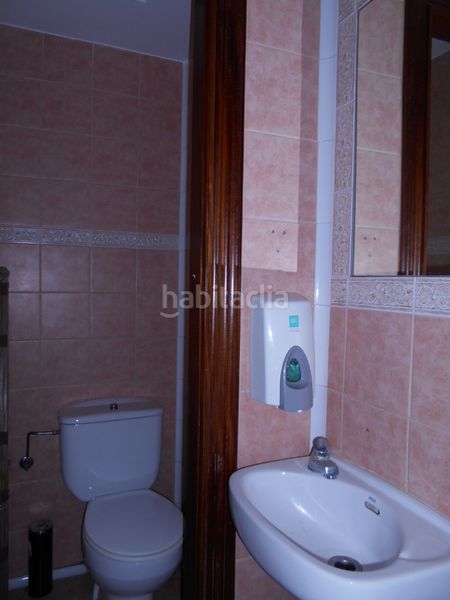 Foto 68cd5629-7a60-4368-881c-33d11a274318. Local comercial a Centro Urbano-Hirigunea Leioa