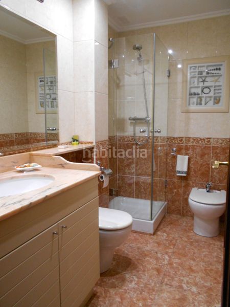 Foto 1723f4d7-cf4a-4101-8049-69f2cf585e3a. Pis amb calefacció aparcament a Loiu