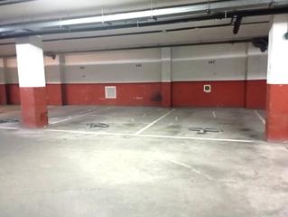 Parking coche en Calle de Tomás Bretón 58