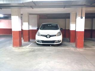 Posto auto in Calle de Tomás Bretón 58