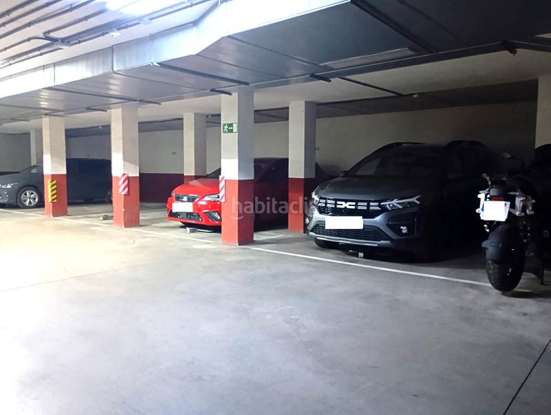 Foto a951b76e-079a-486a-a1b9-20e48b850e3b. Alquiler parking coche en calle de tomás bretón 58 en Madrid