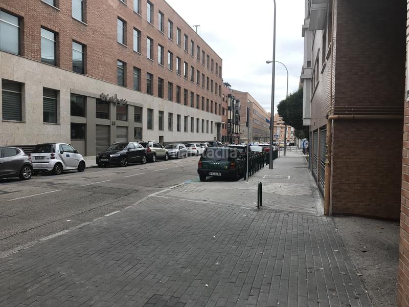Foto ab4429d1-57e4-4055-ba44-2f377df7f061. Alquiler parking coche en calle de tomás bretón 58 en Madrid