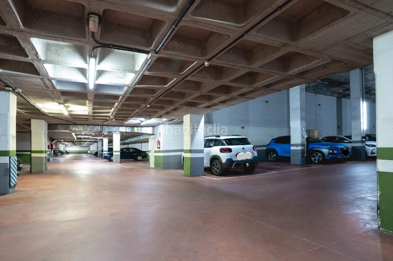 Foto eba276a8-d026-4c2b-a528-42f86713d8af. Miete autoparkplatz in calle la lila 19 in Salesas - Foncalada - Campoamor Oviedo