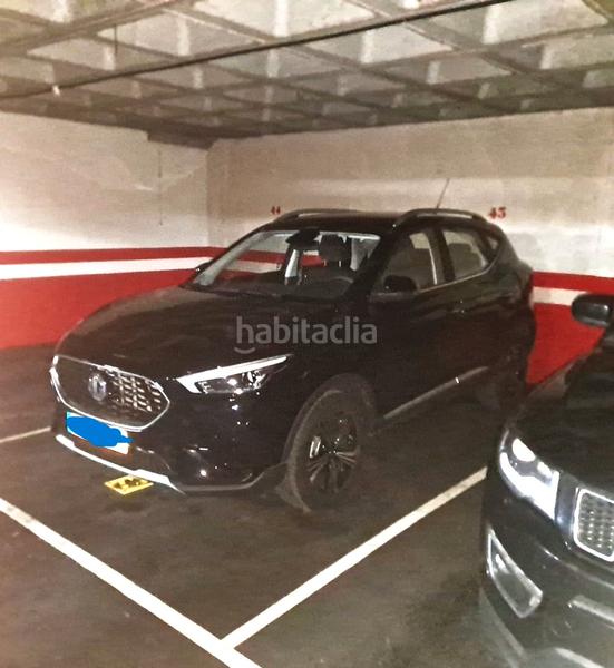 Foto 7101c8e1-c10b-4422-be57-396e0a74a256. Aparcament cotxe a calle rafael r. urrusti 14 a San Lázaro - Otero - Villafría Oviedo