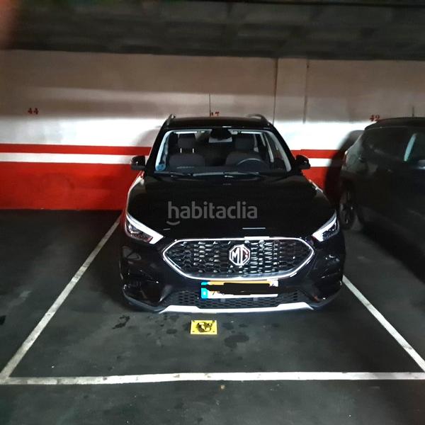 Foto 77a75372-80e1-41d8-a823-b97103366474. Aparcament cotxe a calle rafael r. urrusti 14 a San Lázaro - Otero - Villafría Oviedo