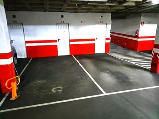 Location Parking voiture à Avenida cristo de las cadenas 115