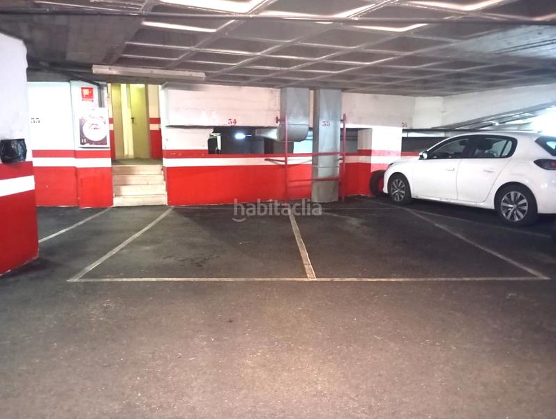 Foto 2698e958-5433-44c6-a3b9-37fca8953684. Alquiler parking coche en avenida del Llano 20 en Gijón