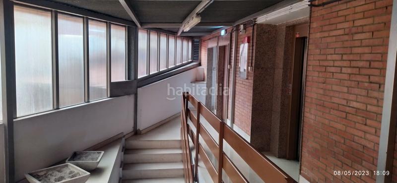 Foto 65e9ad0c-1c31-46f0-881f-bc2d03fefb1f. Miete autoparkplatz in avenida del Llano 20 in Llano Gijón