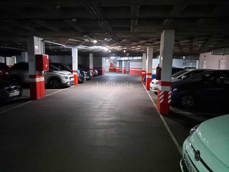Foto 6329b10f-9aa5-4aeb-8aa9-e3a68ce6ec2a. Miete autoparkplatz in avenida cristo de las cadenas 115 in Oviedo