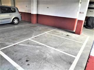 Parking voiture à Calle de Tomás Bretón 58