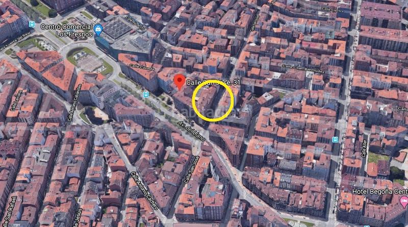 Foto 09a54467-f736-47fe-90d7-87bc1266c1da. Lloguer aparcament cotxe a calle san josé 31 a Llano Gijón