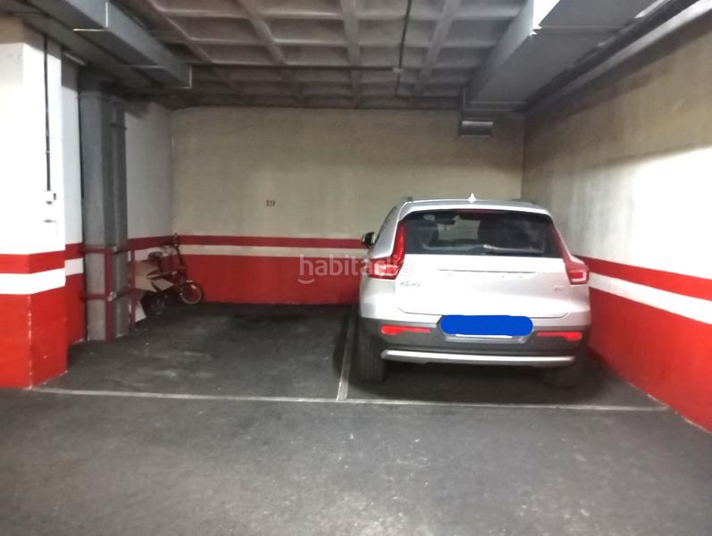 Foto 390b3bd0-6fa4-42e2-aef3-a217d8281e4c. Miete autoparkplatz in calle san josé 31 in Llano Gijón