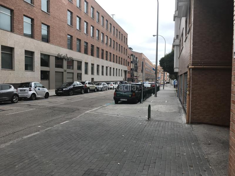Foto 9a710939-55c6-4011-8580-2424651ac1ac. Lloguer aparcament cotxe a calle de tomás bretón 58 a Madrid
