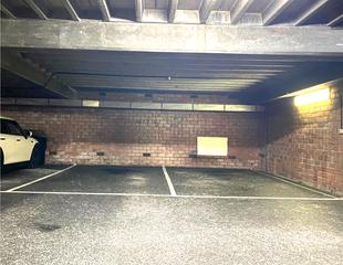 Miete Autoparkplatz in Calle cabrales 49