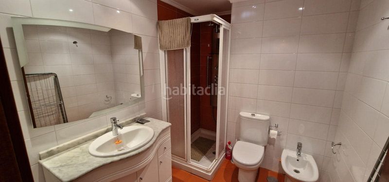 Foto cacc604f-b3b8-4499-bec9-e8f266e9b5f5. Alquiler piso en calle aguado 12 en La Arena Gijón