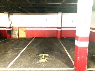Miete Autoparkplatz in Calle padre suarez 21