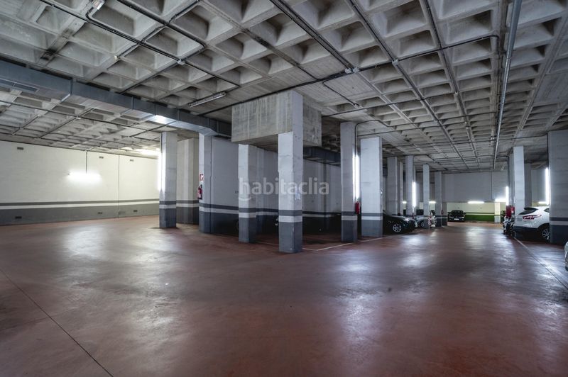 Foto beeaccf9-efa6-46e6-9513-ad80557134e2. Alquiler parking coche en calle la lila 17 en Salesas - Foncalada - Campoamor Oviedo