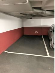 Location Parking voiture  Calle carlos bertrand 2
