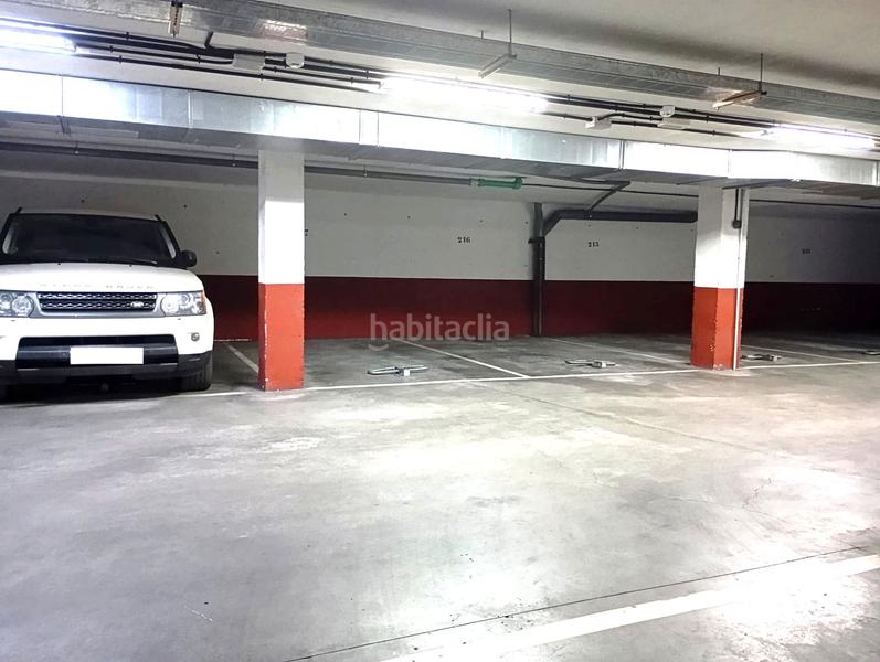 Foto 3e9874d7-d8c2-479e-86e5-94785b2eb318. Miete autoparkplatz in calle de juan de vera 25 in Madrid