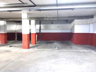 Rent Car parking in Calle de juan de vera 25