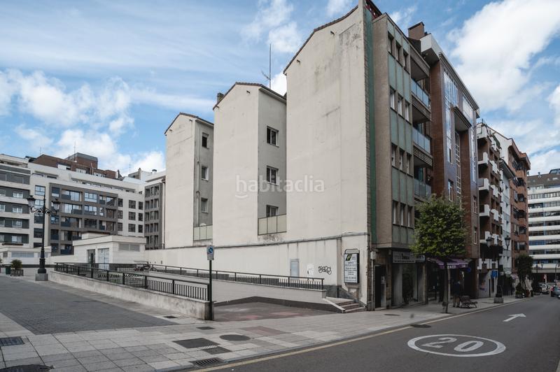 Foto bed34c63-1c8d-41a8-b210-270929616cb8. Lloguer aparcament cotxe a calle la lila 17 a Salesas - Foncalada - Campoamor Oviedo