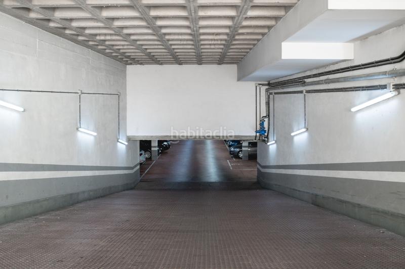 Foto 92507d74-adb0-43f5-8e02-0f825dee31b3. Miete autoparkplatz in calle la lila 17 in Salesas - Foncalada - Campoamor Oviedo