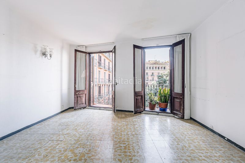 Foto 9a811a4e-cc97-4ad0-9718-4c824687ca69. Pis a Gòtic Barcelona