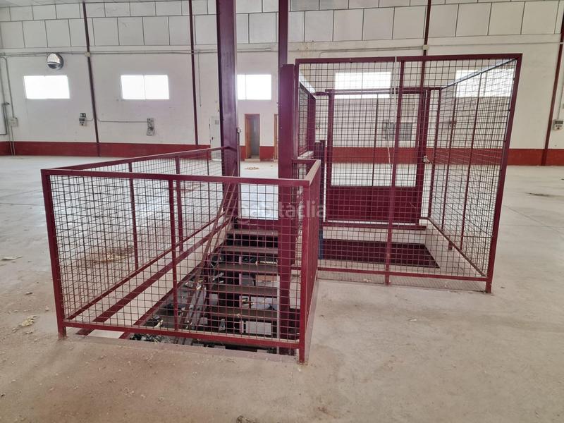 Foto 44d4fb26-458a-47a1-bcb5-96c712d1bcdd. Fabrikhalle in Pedanías Este Aspe