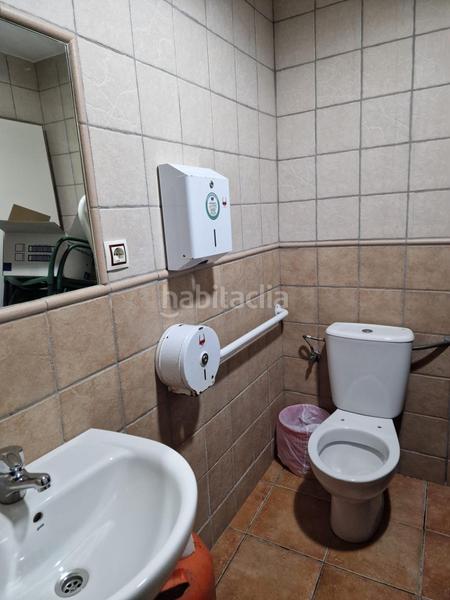 Foto 019e9d6b-5bd9-4b2b-8e51-a4e47c8a4127. Alquiler local comercial ocasion traspaso en plaza castilla en Elche / Elx