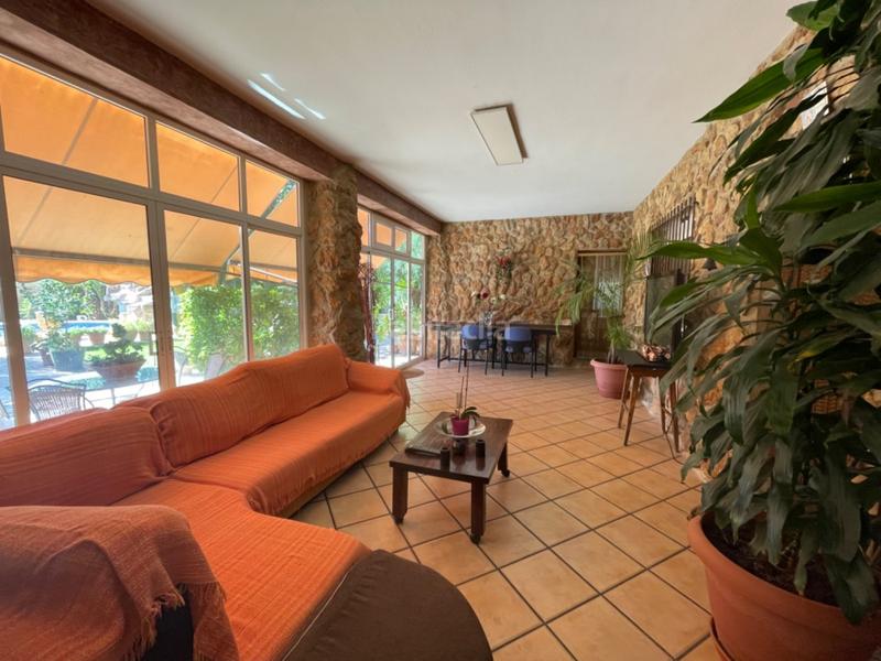 Foto 250f8cfe-291f-4fb0-be9a-2db6c4a40699. Xalet amb piscina a Alzabares Elche / Elx