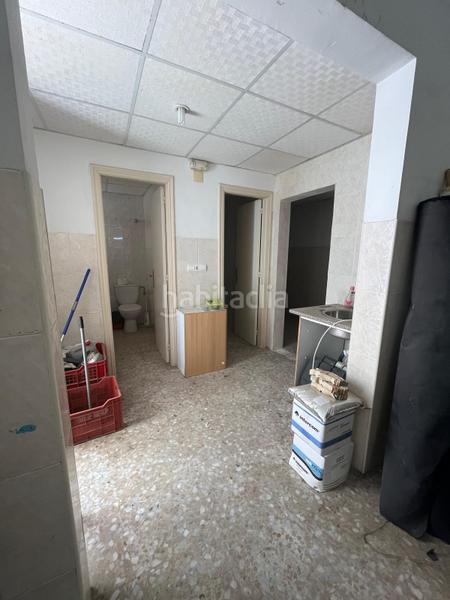 Foto babd0503-2bd9-4eba-be24-0801221d792e. Locale commerciale in Plaza Crevillente - Antiguos Juzgados - El Asilo Elche / Elx