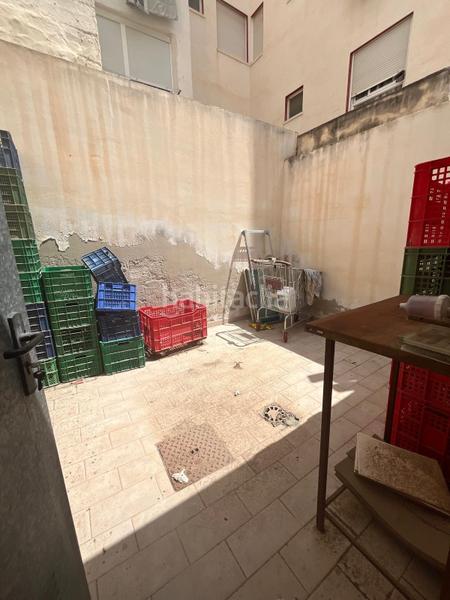 Foto cdf9d06e-c9f5-4ac3-88a2-275f6c6e1200. Locale commerciale in Plaza Crevillente - Antiguos Juzgados - El Asilo Elche / Elx