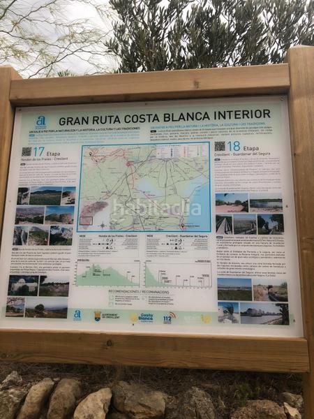 Foto fe2e4144-5a65-43e7-9706-20917a20e04c. Terreny residencial a Crevillente