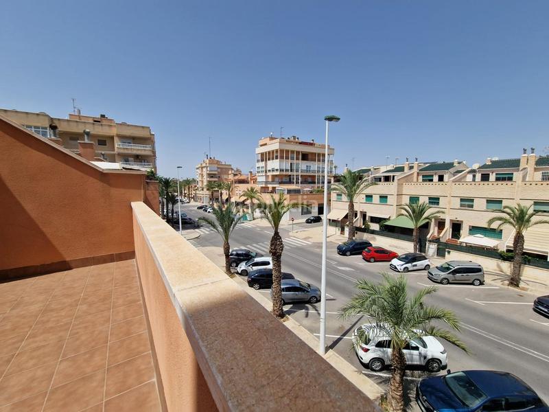 Foto 03e3468b-e18a-420b-8398-67835162eb44. Casa a schiera con parcheggio in El Travaló - Martínez Valero Elche / Elx