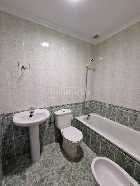 Foto 6d56d6cb-e140-4efd-a69c-262943476ebd. Casa a schiera con parcheggio in El Travaló - Martínez Valero Elche / Elx