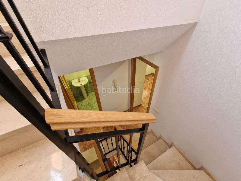 Foto e5c0a2a3-8c7d-4c1b-a1cd-c55da6f06def. Casa a schiera con parcheggio in El Travaló - Martínez Valero Elche / Elx