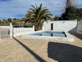 Chalet en Pedanías Este. Se vende chalet con casa de invitados en elche, urbanización mon