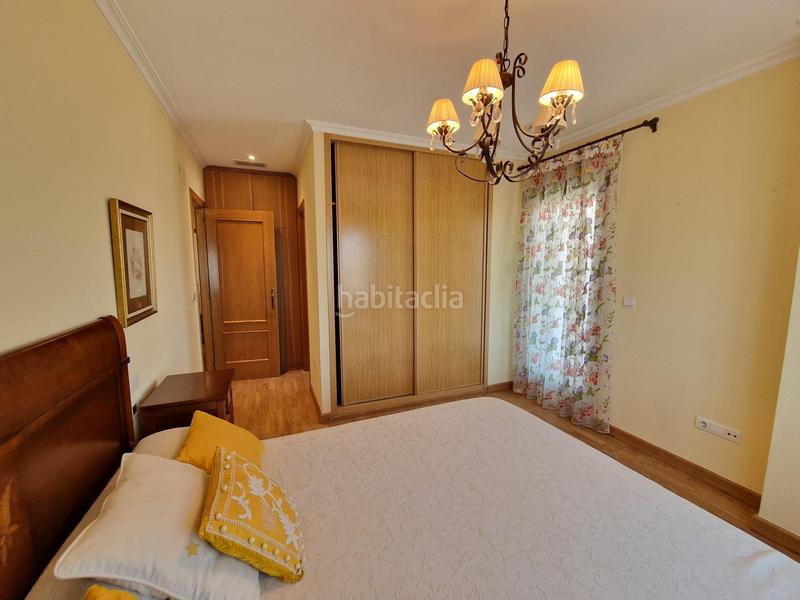Foto 1d237e4f-6f15-42de-9f16-982d9d6535e4. Rent penthouse with heating parking pool in Ciutat Universitària Elche / Elx