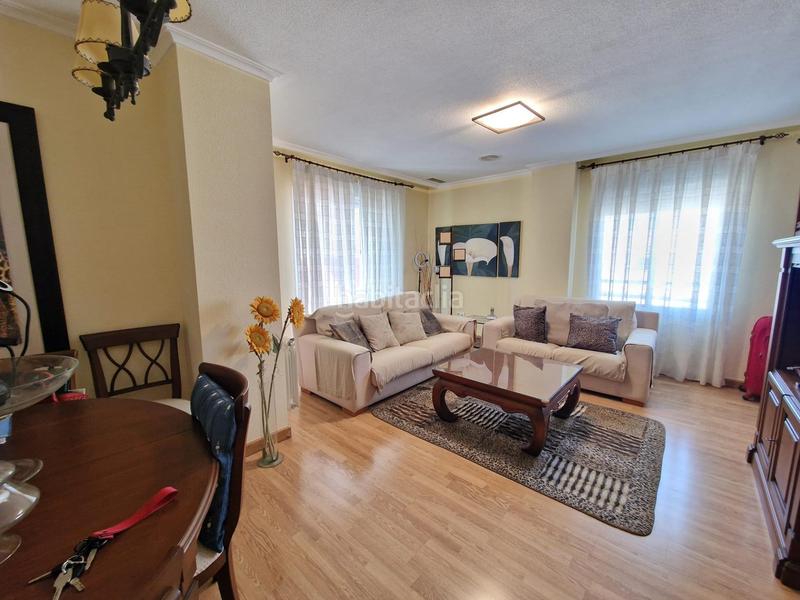 Foto f36f1165-0886-4896-a170-cd43fb1c7458. Rent penthouse with heating parking pool in Ciutat Universitària Elche / Elx