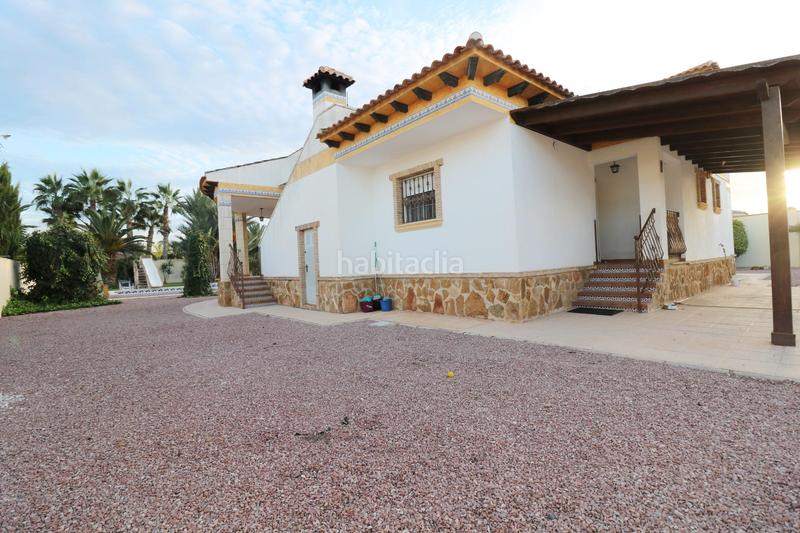 Foto 0d3d7b62-c4eb-4eb8-bc42-04862eda27ea. Chalet avec parking piscine dans Catral