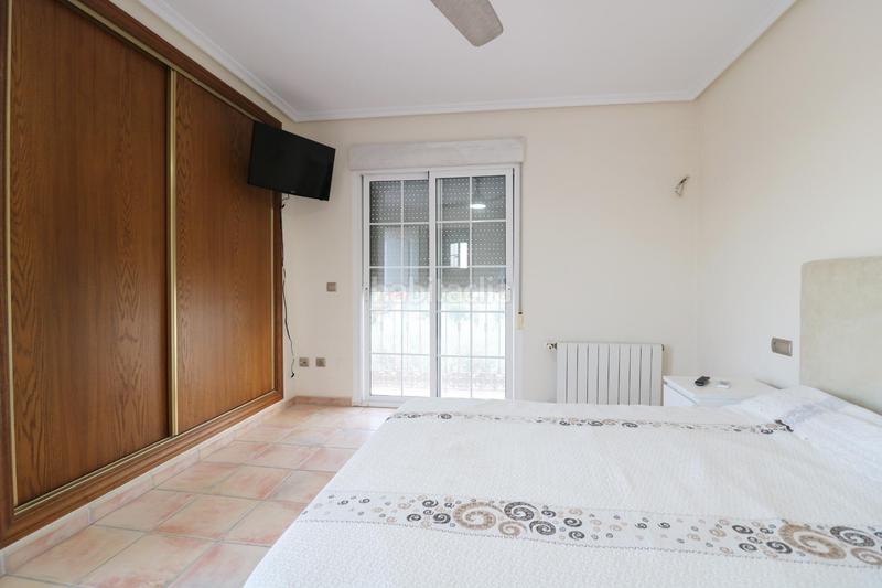 Foto 29fccce5-122d-44f2-8baa-e068912320fc. Chalet avec parking piscine dans Catral