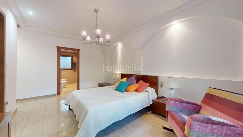 Foto 160d7f58-9292-42ae-8289-8d5db43cca86. Chalet exclusivo chalet en urbanizacion don balbino en Elche / Elx