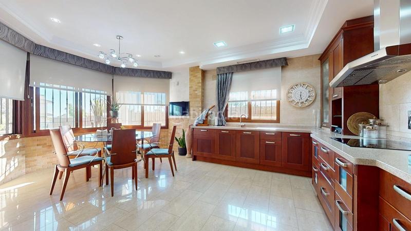 Foto 25cb34c9-e159-46c8-85e1-620aa8098ff7. Chalet exclusivo chalet en urbanizacion don balbino en Elche / Elx